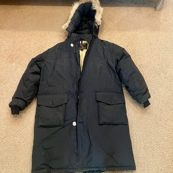 WOOLRICH JOHN RICH & BROS Arctic Parka Men’s M Black Down Coat Coyote Fur - Picture 1 of 6
